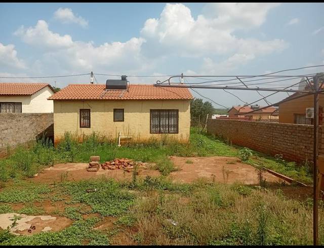 2 BEDROOM HOUSE FOR SALE IN SOSHANGUVE SOUTH